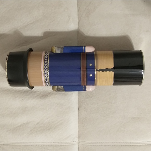 Nutcracker Toy Soldier Tin - Picture 2 of 2